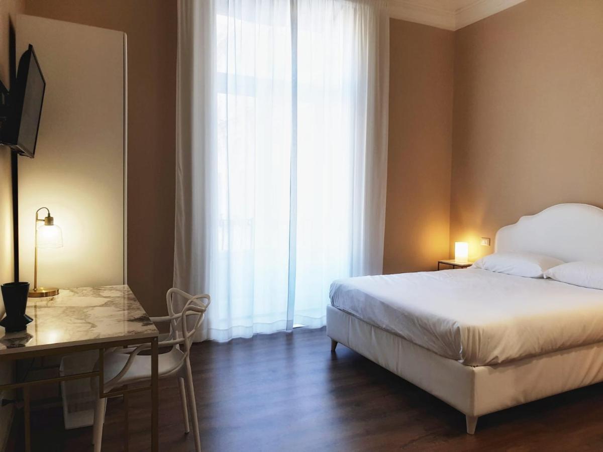 Palazzo La Piana Rooms Catania Exterior photo
